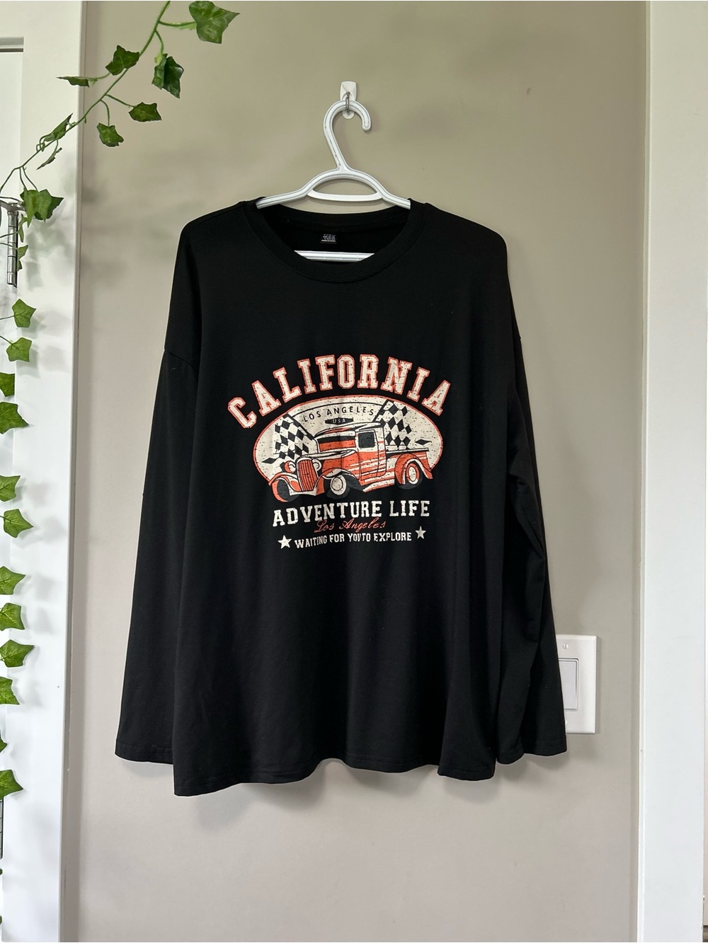 SHEIN Black Long Sleeve Tee with Orange & Cream California Graphic
